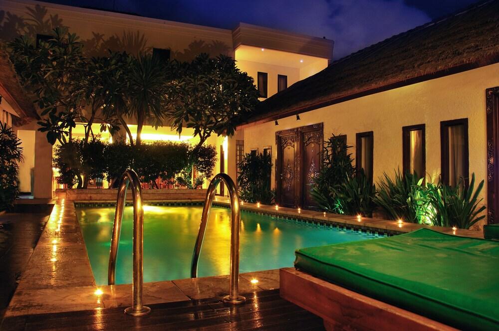 Coco De Heaven House Hotel Jimbaran Kültér fotó